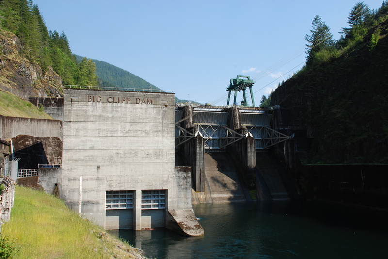Big Clif Dam