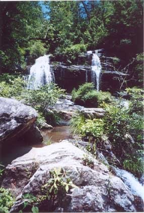 Long Creek Falls Rapid and Playspot