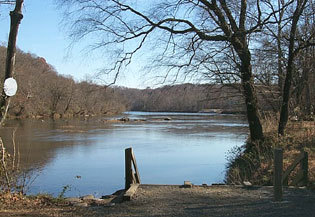 Put In - Kelly's Ford with boat launch in foreground