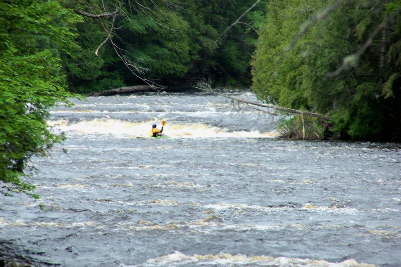 River Wide Ledge Playspot