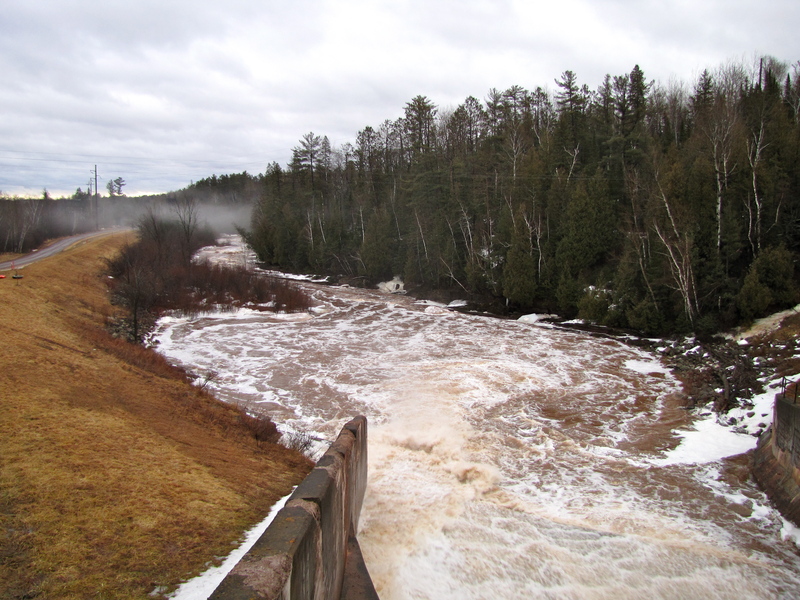Put-in (below dam/pool)
