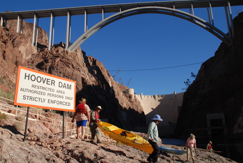 Hoover Dam, Put In