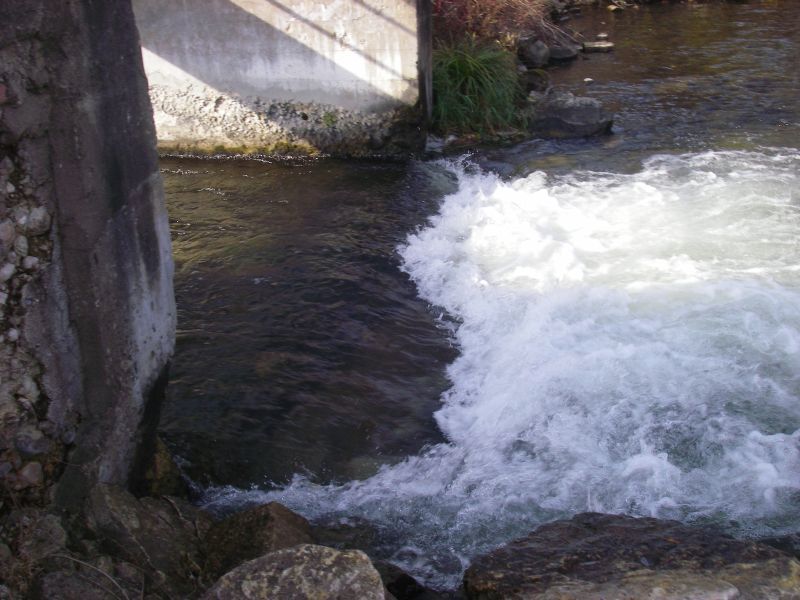 Dam / USGS sampling site: 82 Sq.Mi.