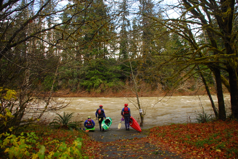 Hillstrom Road, Put-In