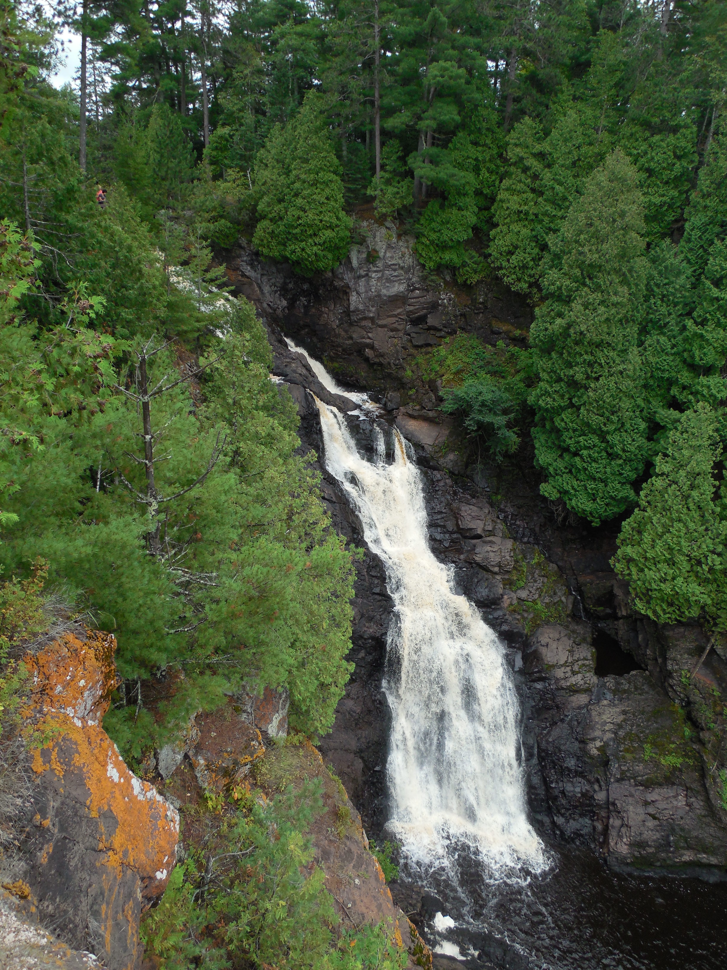 Big Manitou Falls (PORTAGE!)
