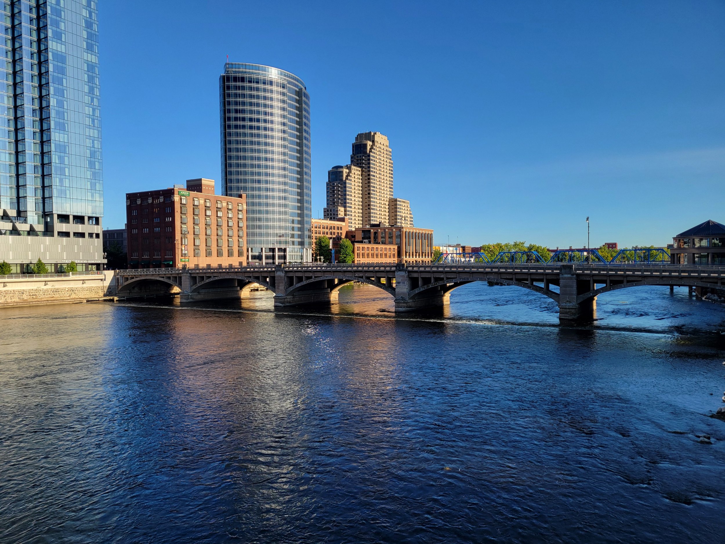 Drainage: 197 sq.mi.