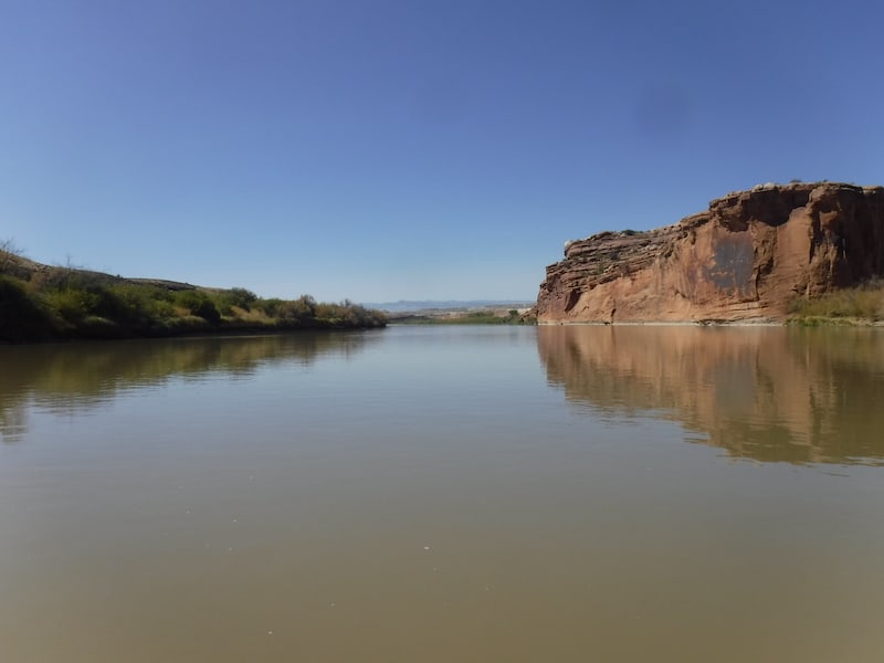Dry Canyon boater take-out