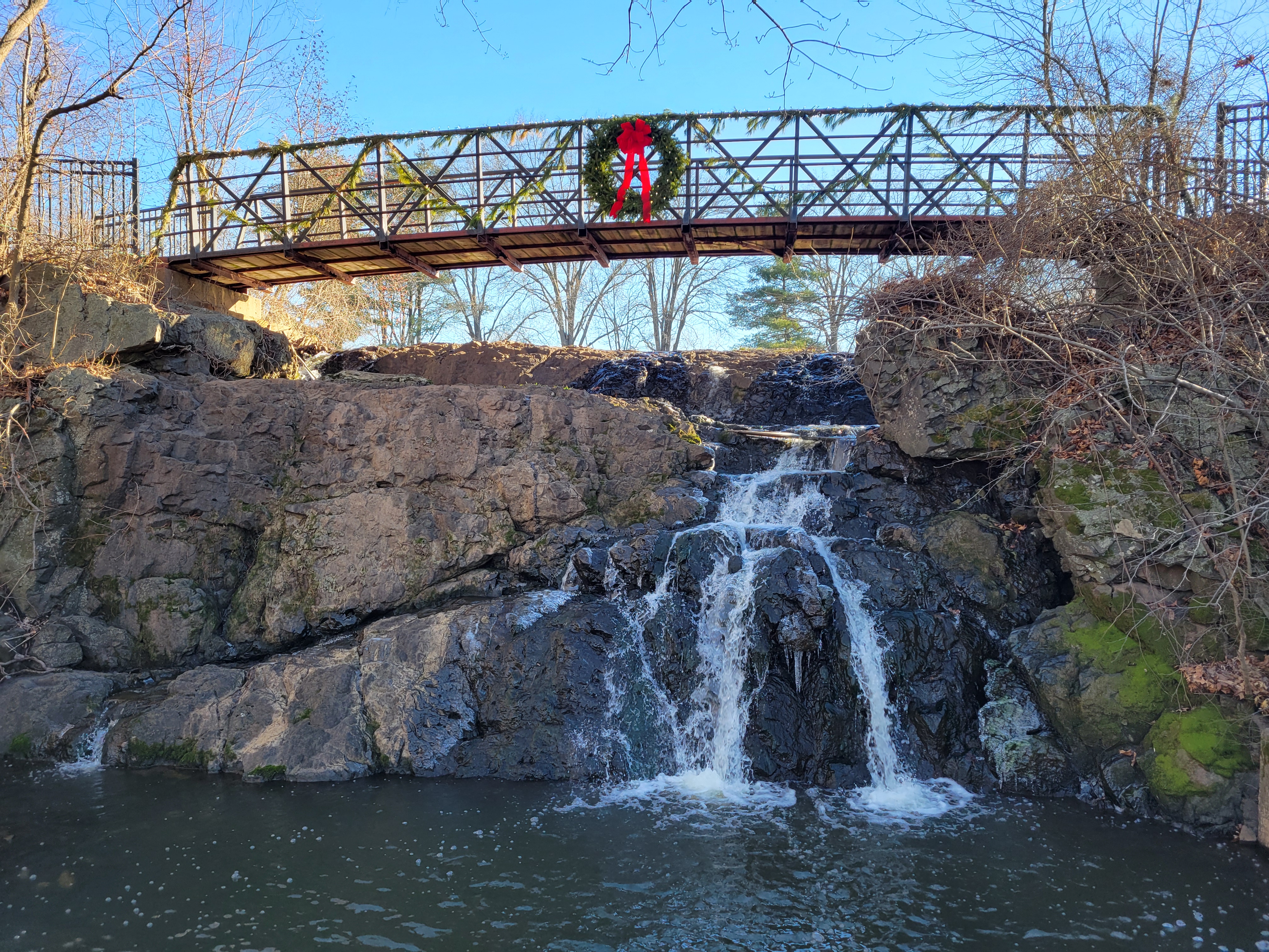 Lower Mill Pond Falls