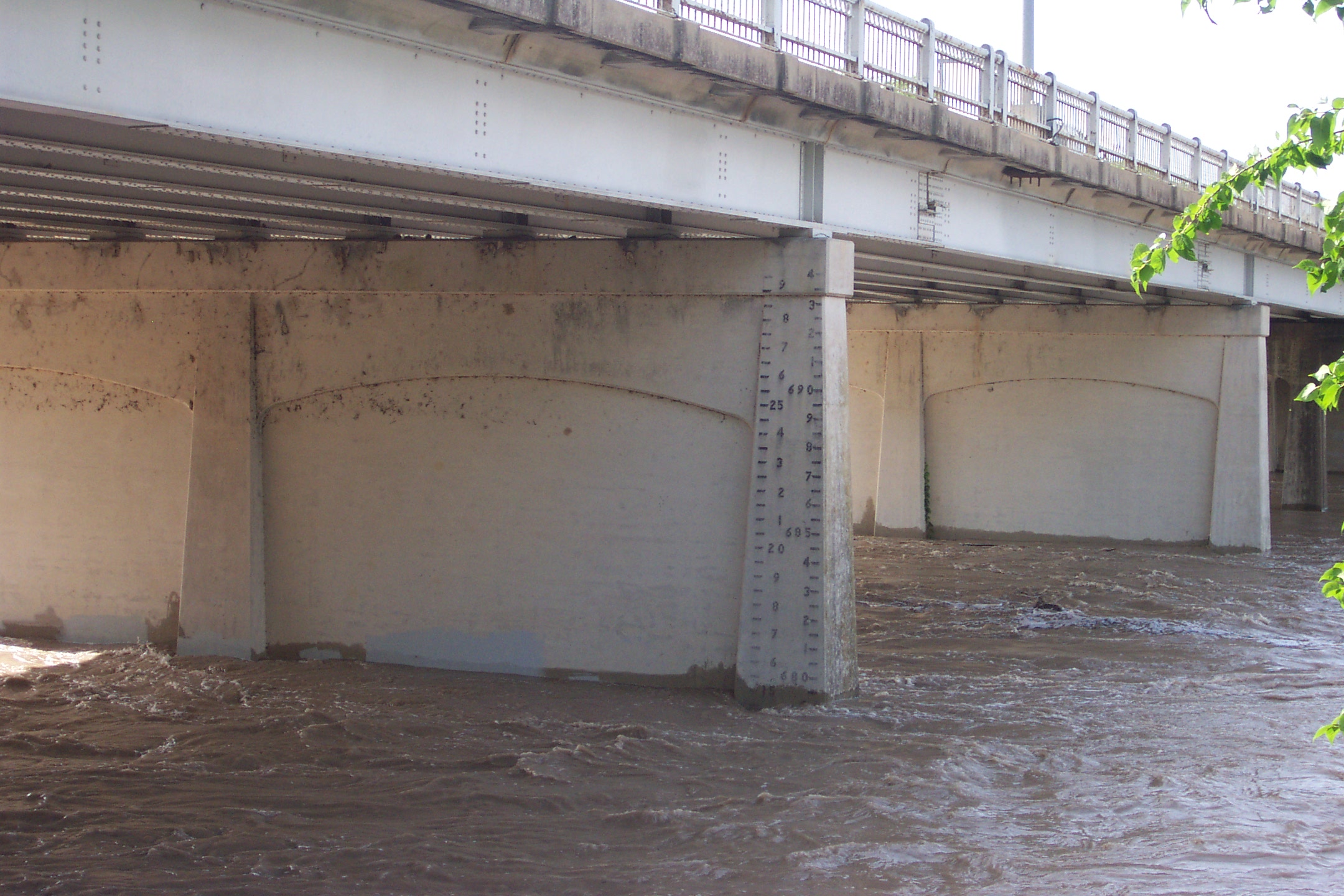 N. Austin Ave Bridge