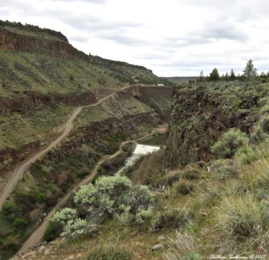 Otter Bench Exit Trail