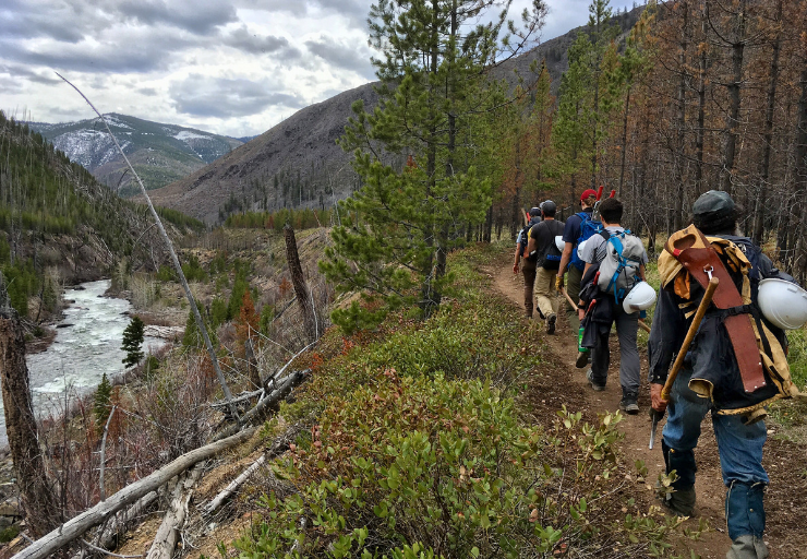 Put In Trailhead Parking