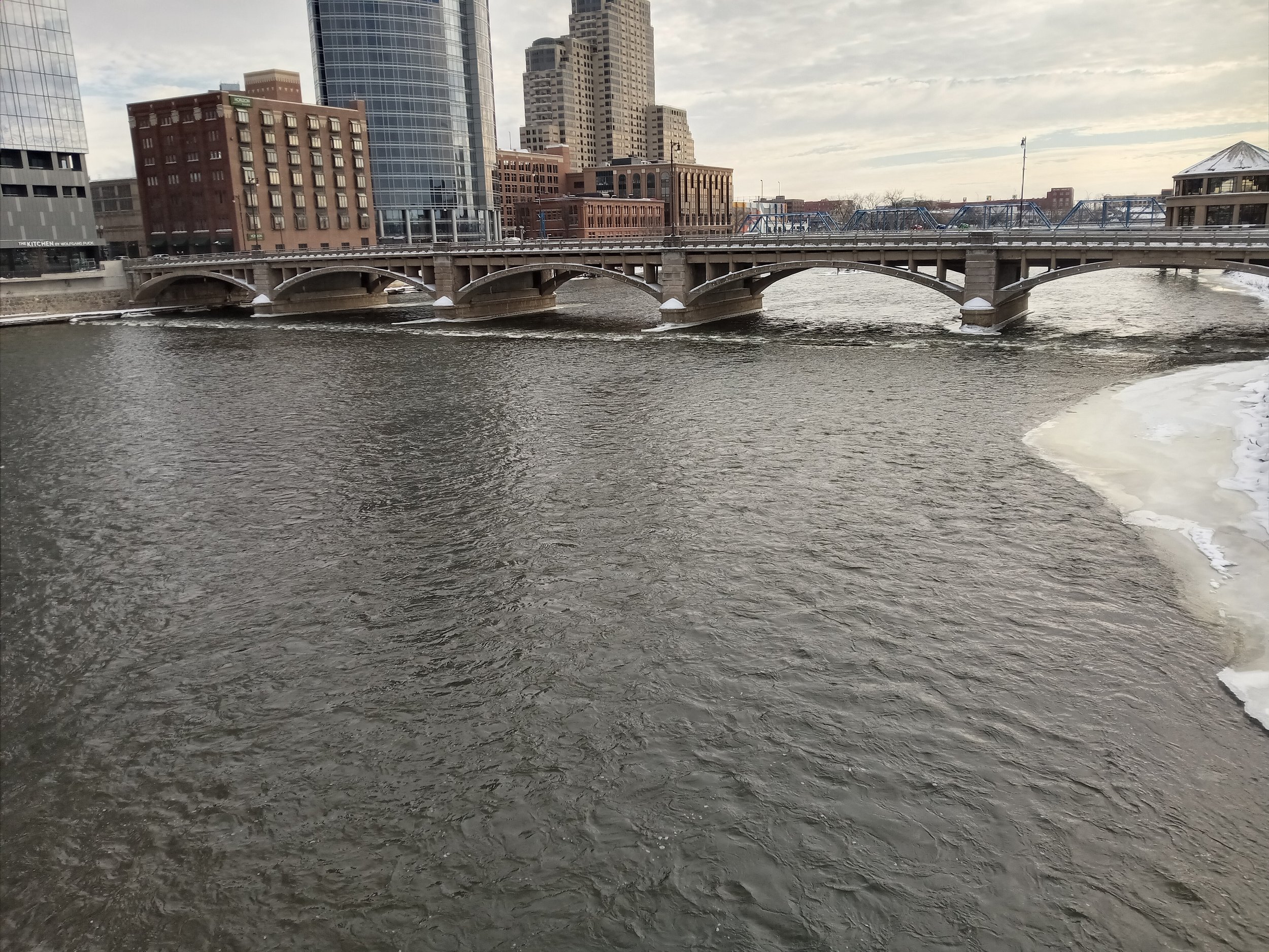 Residence/buildings Ledge Sequence