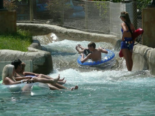 Schlitterbahn Dam