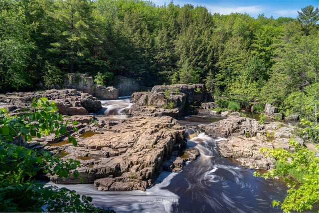 Second (Lower) Island Dells