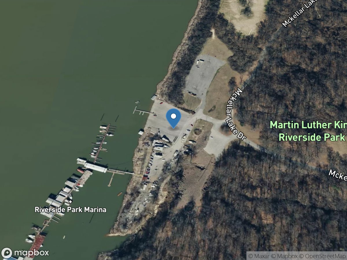 Riverside Park Marina
