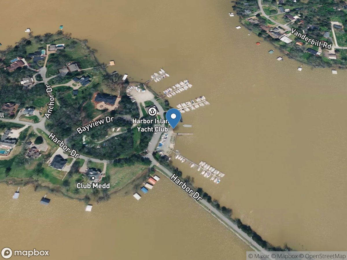 Harbor Island Yacht Club