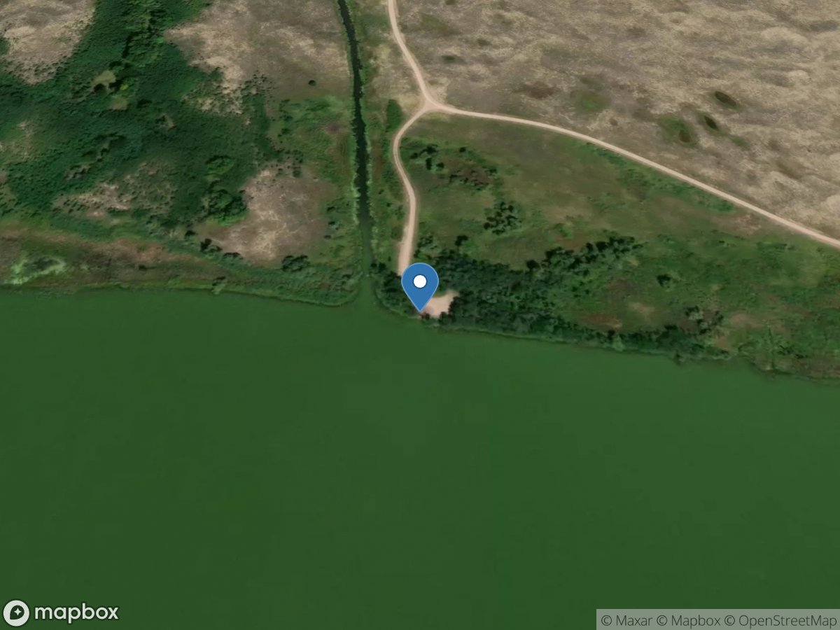 Dewey Lake sand/gravel ramp