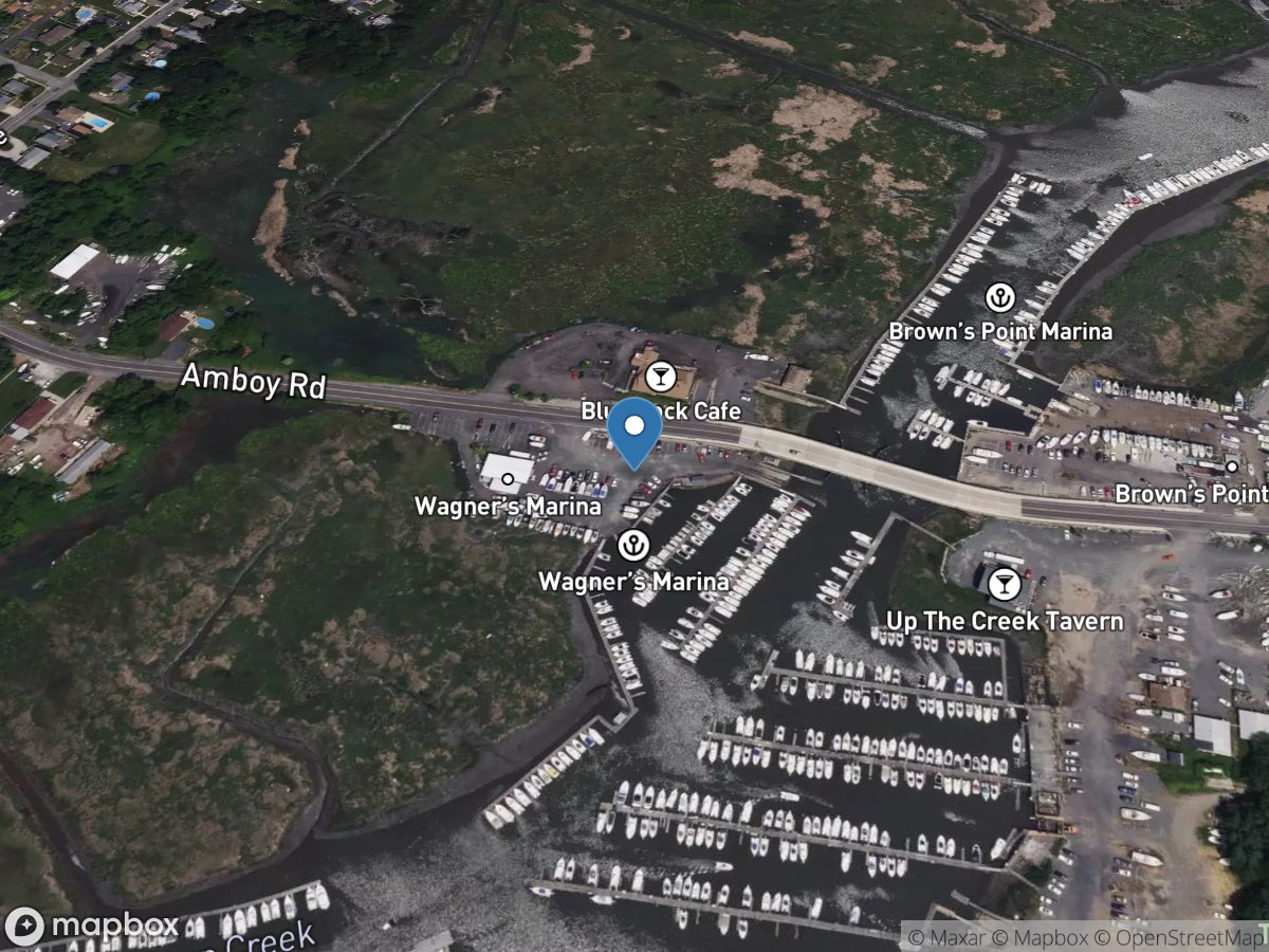 Wagner's Twin Towers Marina, Clifford