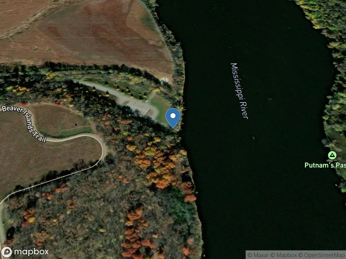 Mississippi River, River Bluffs Regional Park Sta*