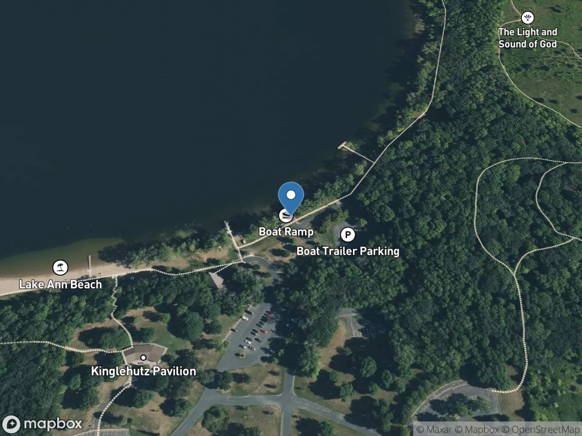 Lake Ann, Lake Ann Park