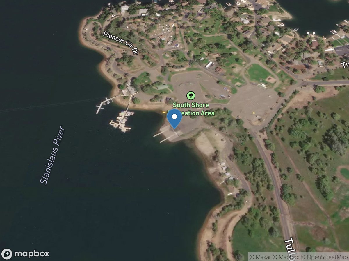 Lake Tulloch RV Campground and Marina