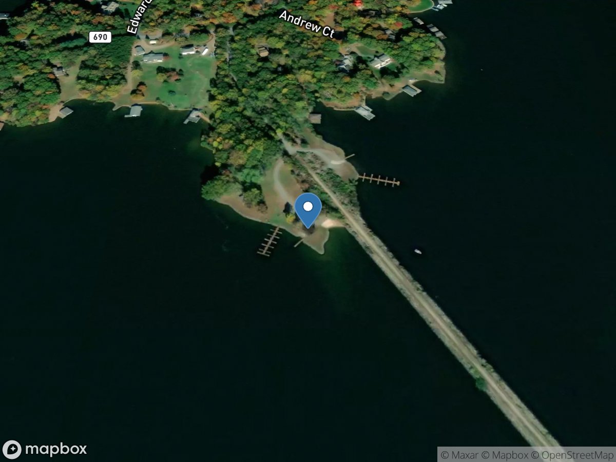 Twin Lakes Lane West