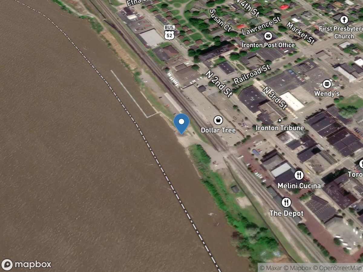 Center Street Landing