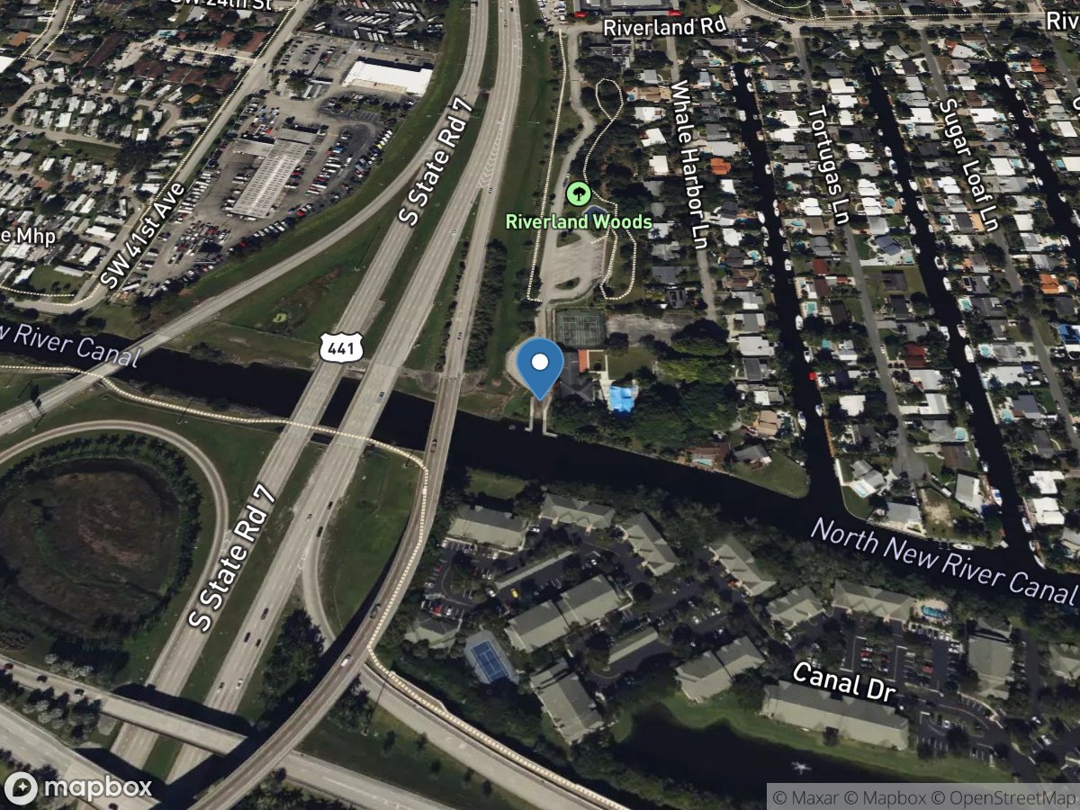 Riverland Woods Park