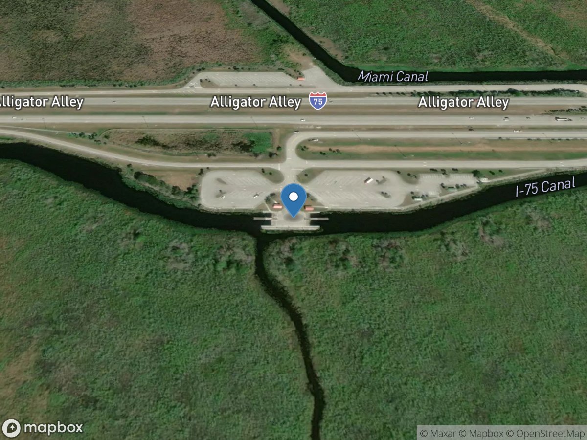 Everglades WMA - Alligator Alley - Mile 35 Rest Area South West