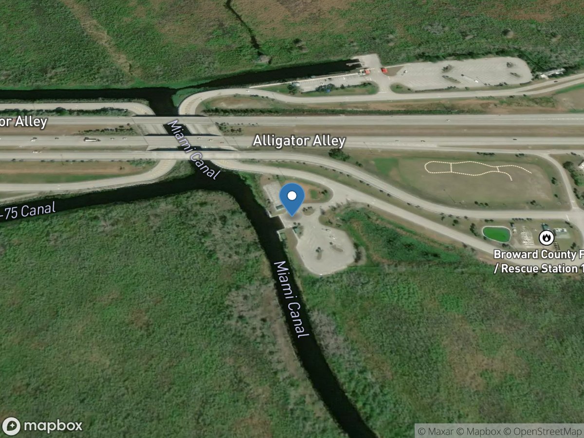 Everglades WMA - Alligator Alley - Mile 35 Rest Area South