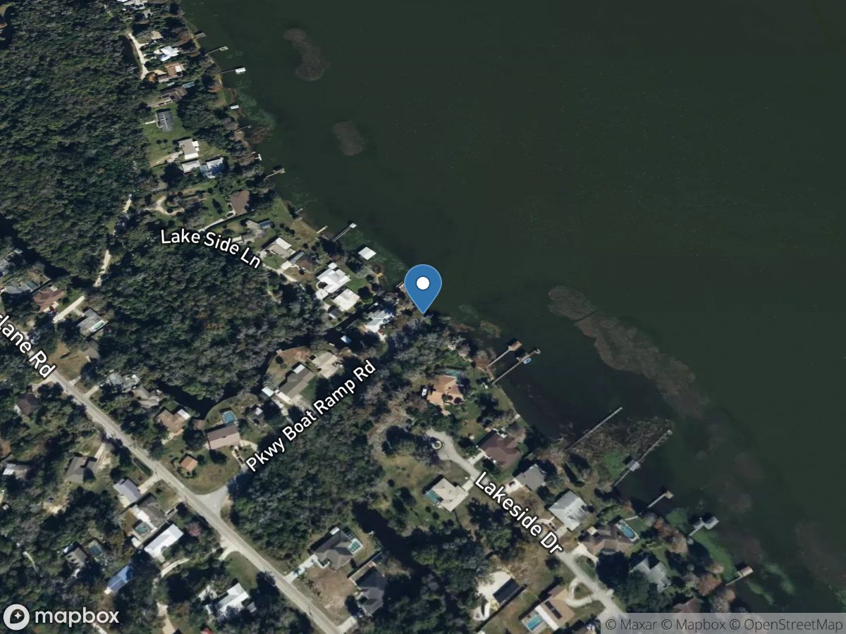 Lake Pierce Public Boat Ramp (Limited Parking)
