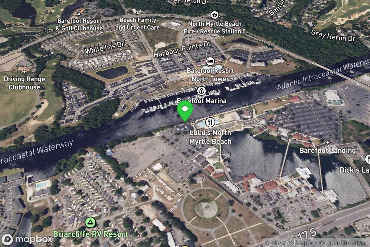 Barefoot Resort Yacht Club