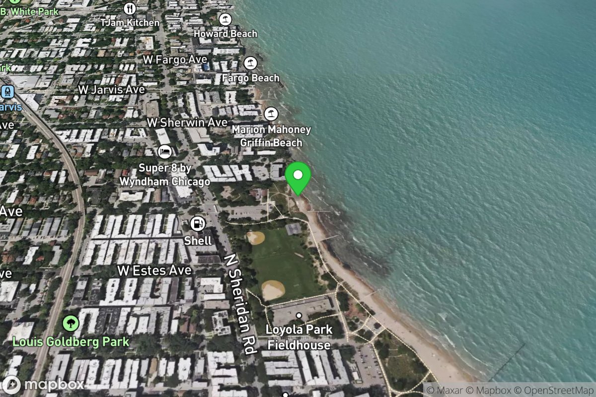 Touhy Ave/Leone Beach