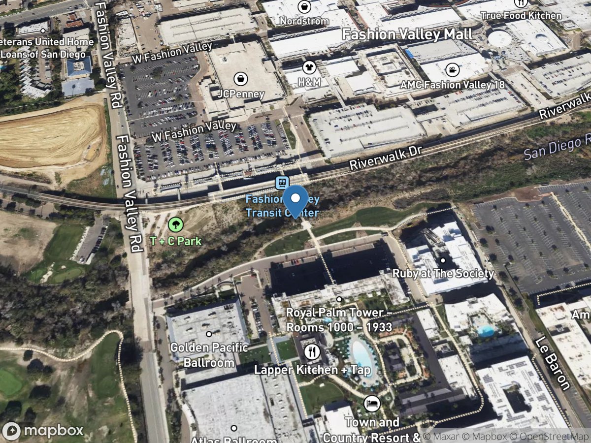 San Diego River a Fashion Valley at San Diego CA location