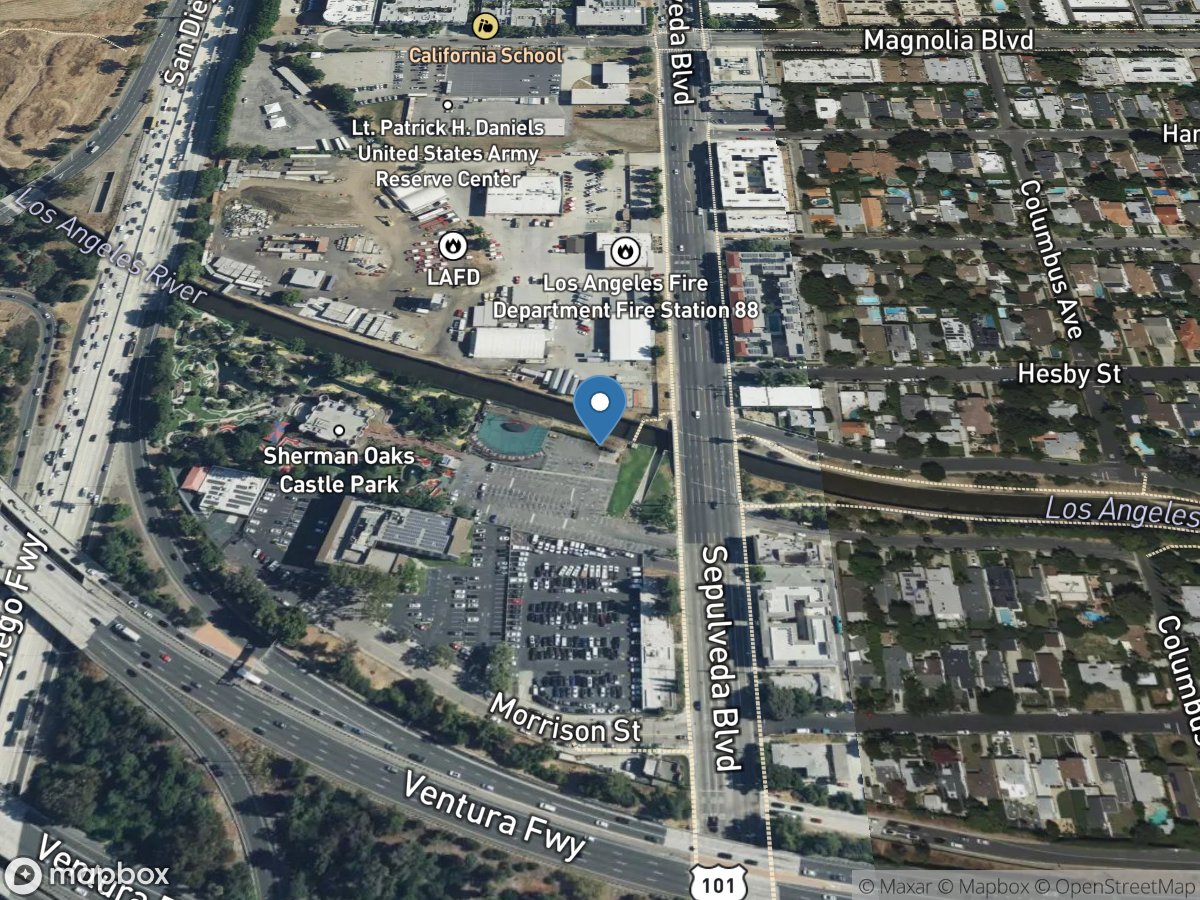 Los Angeles River a Sepulveda DAM CA location