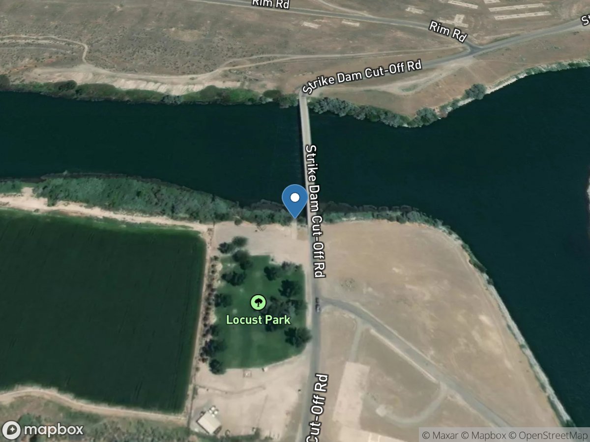 Snake River below Cj Strike DAM near Grand View ID location