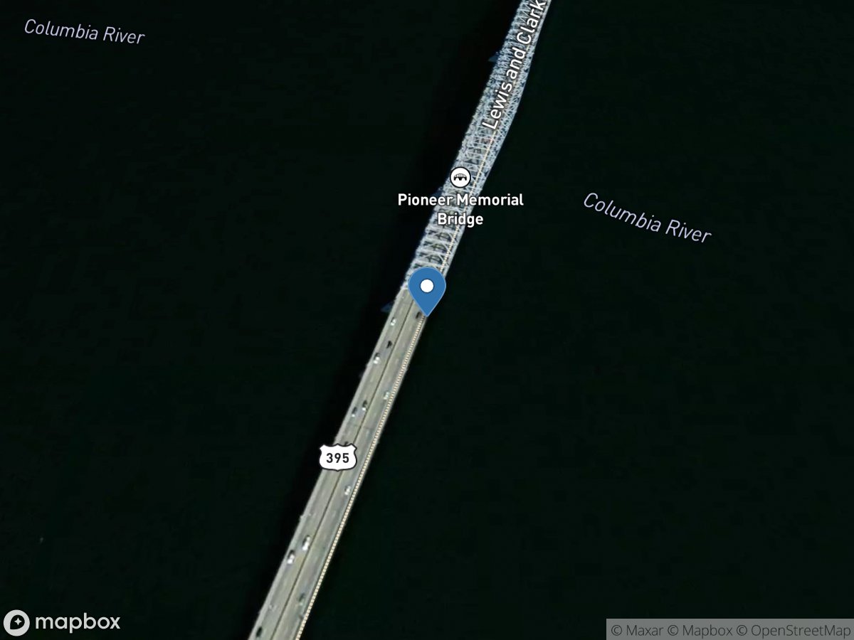 Columbia River at Highway 395 Bridge at Kennewick, WA location