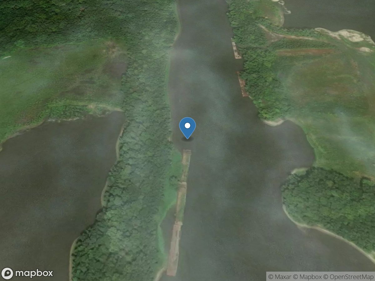 Hanson Gravel Pit Entrance Channel near Morris, IL location