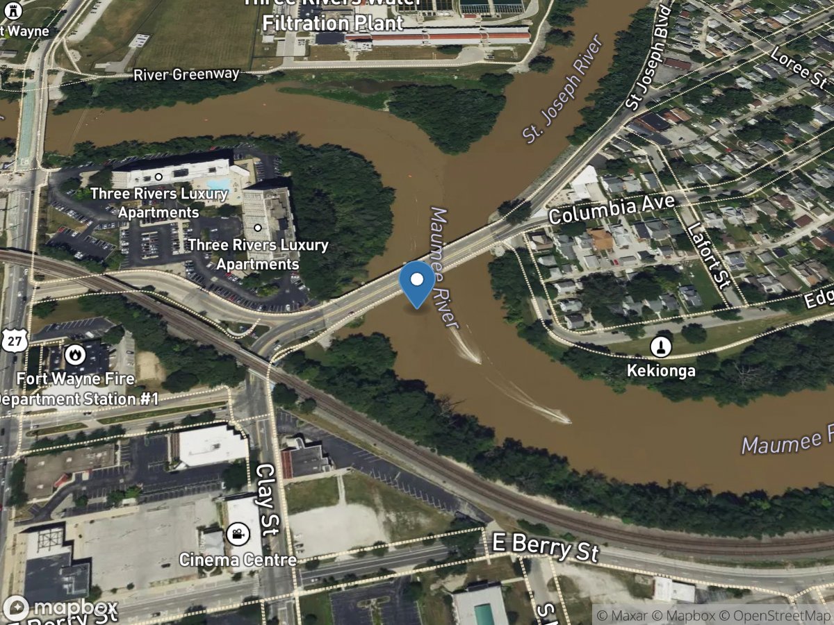 Maumee River at Columbia ST at Fort Wayne, IN location