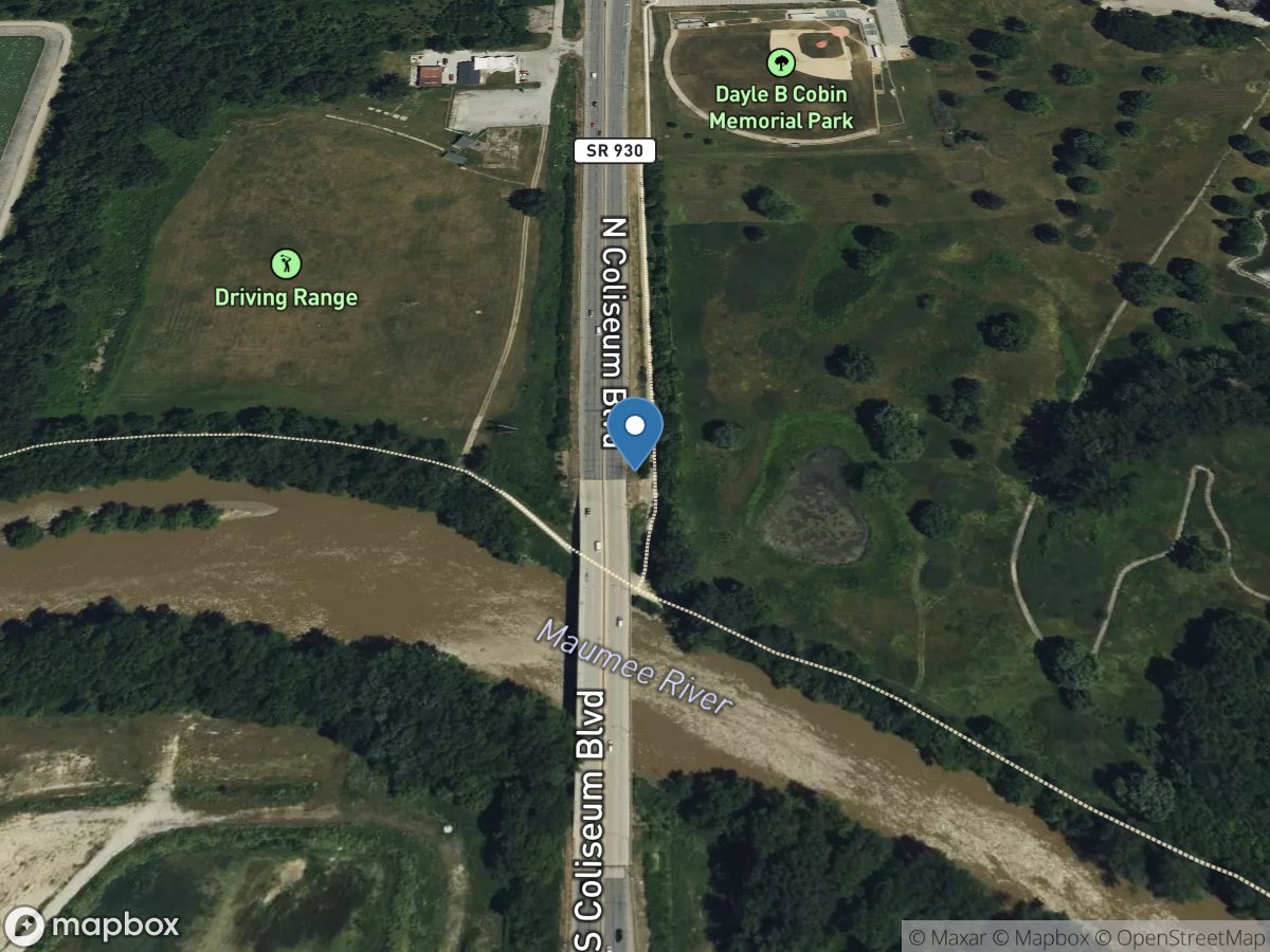 Maumee River at Coliseum Boulevard at Fort Wayne, IN location