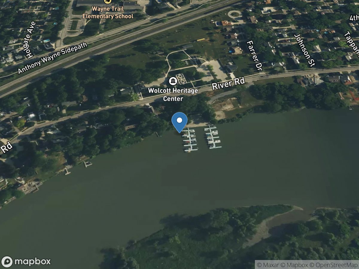 Maumee River right bank at Perrysburg OH location