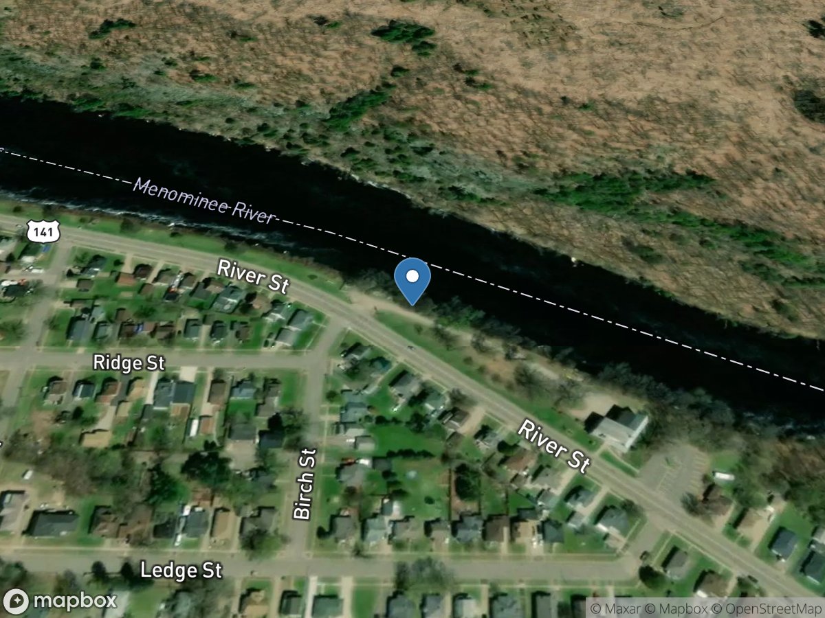 Menominee River at Niagara, WI location