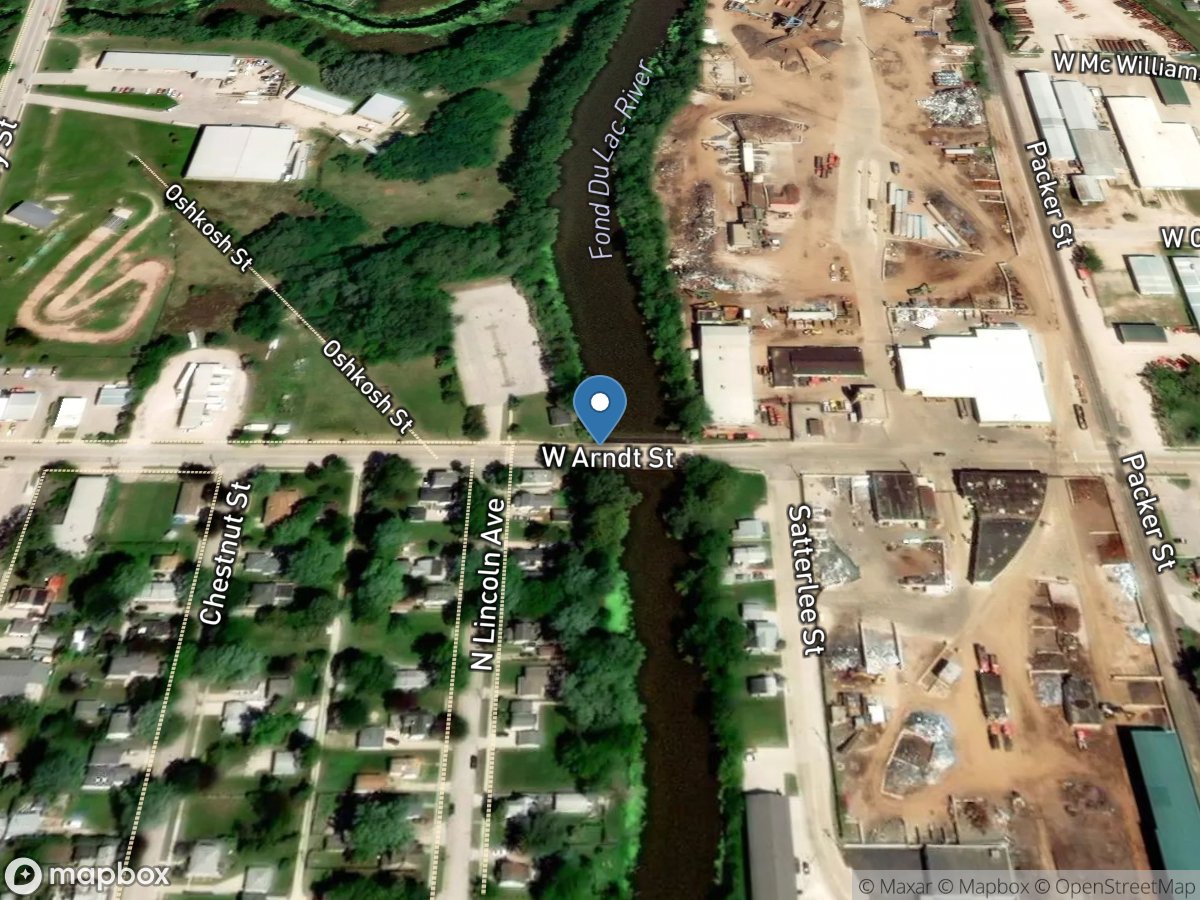 Fond Du Lac River @ W. Arndt St. at Fond Du Lac,WI location