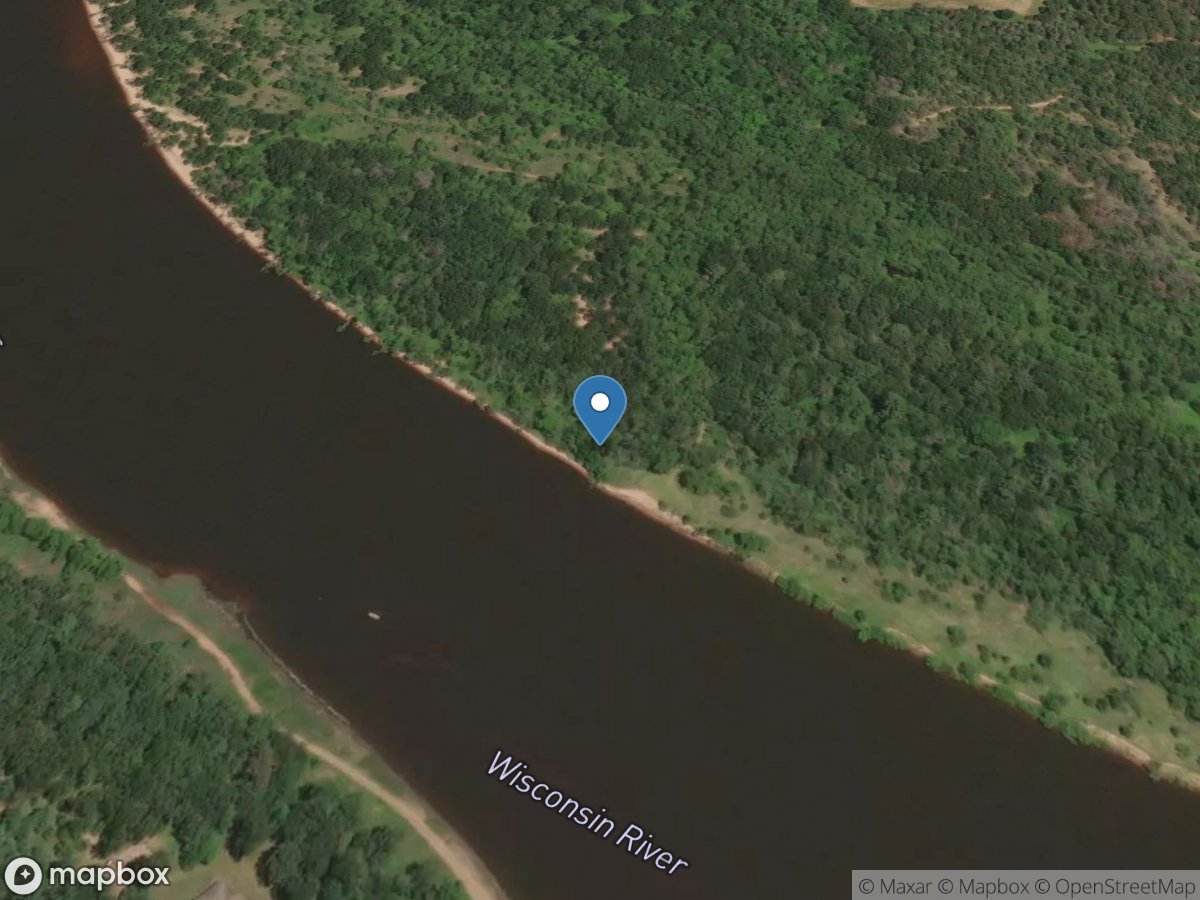 Wisconsin River below Castle Rock DAM near Mauston, WI location