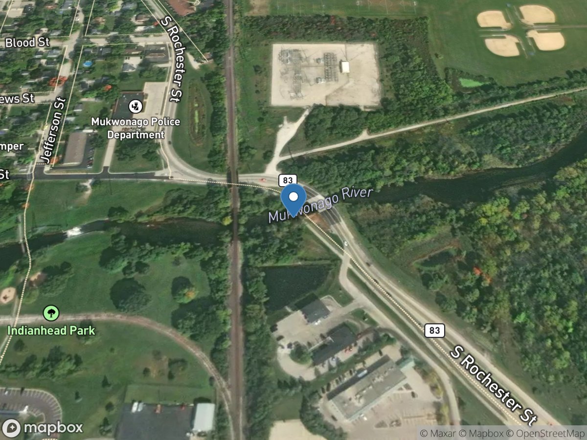 Mukwonago River at Mukwonago, WI location