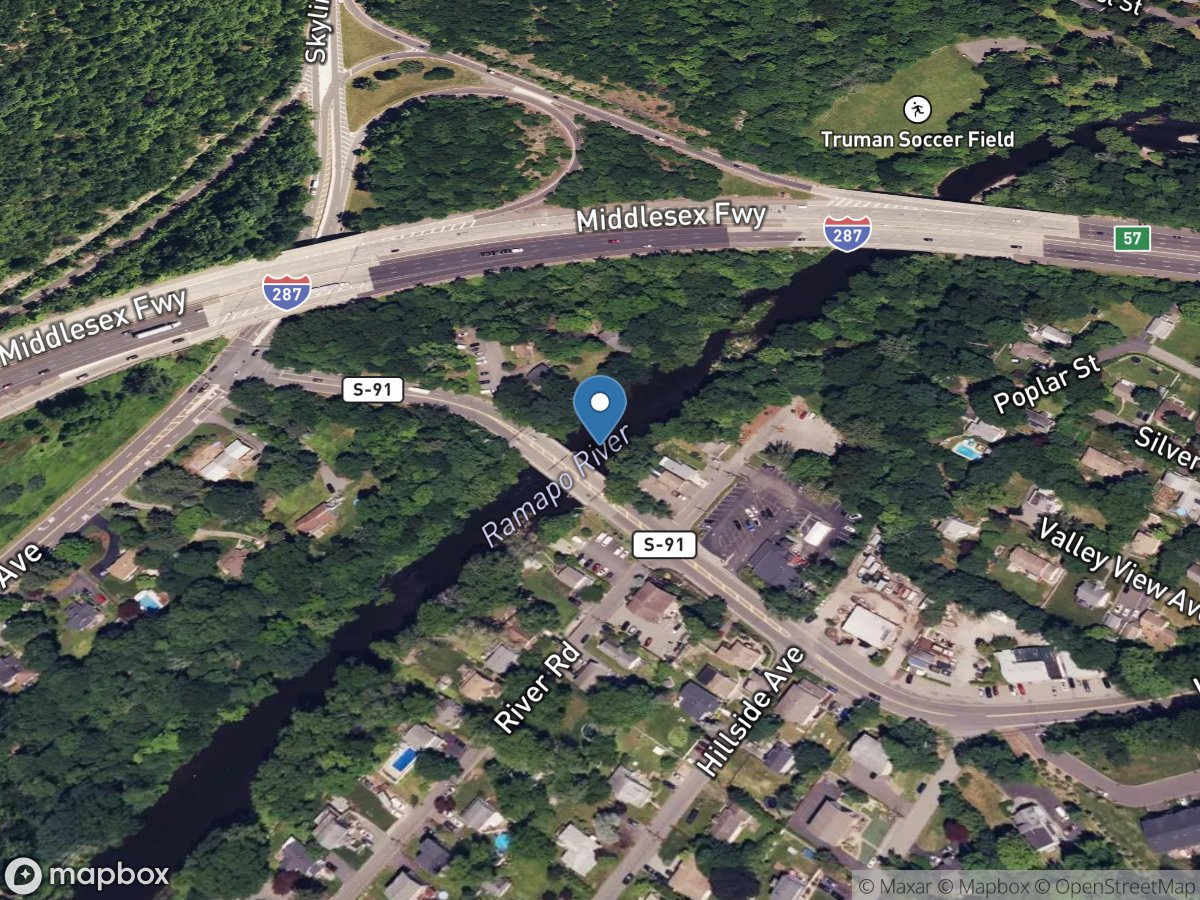 Ramapo River at West Oakland Avenue at Oakland NJ location