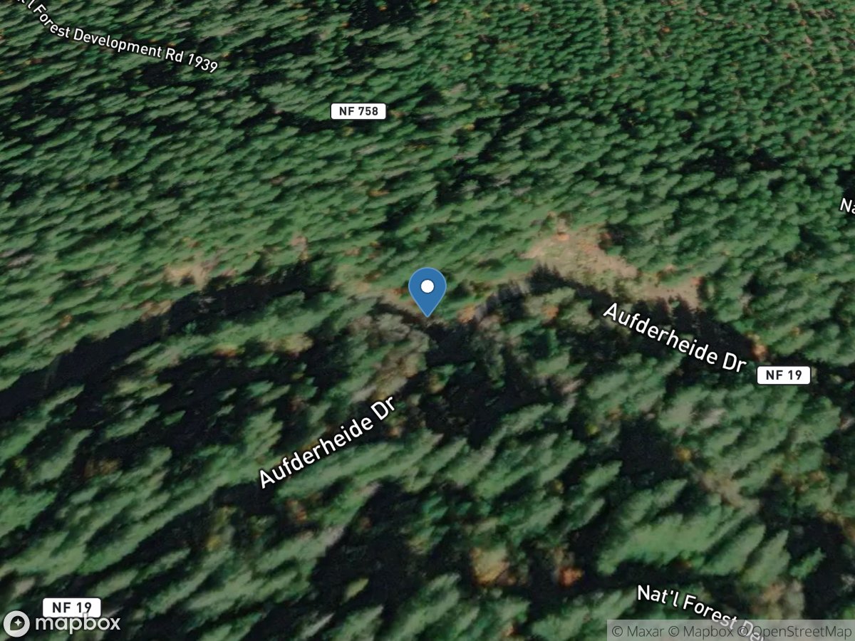 NF OF Middle Fork WILLAMETTE River Above PARKER Creek Near OAKRIDGE, OR location