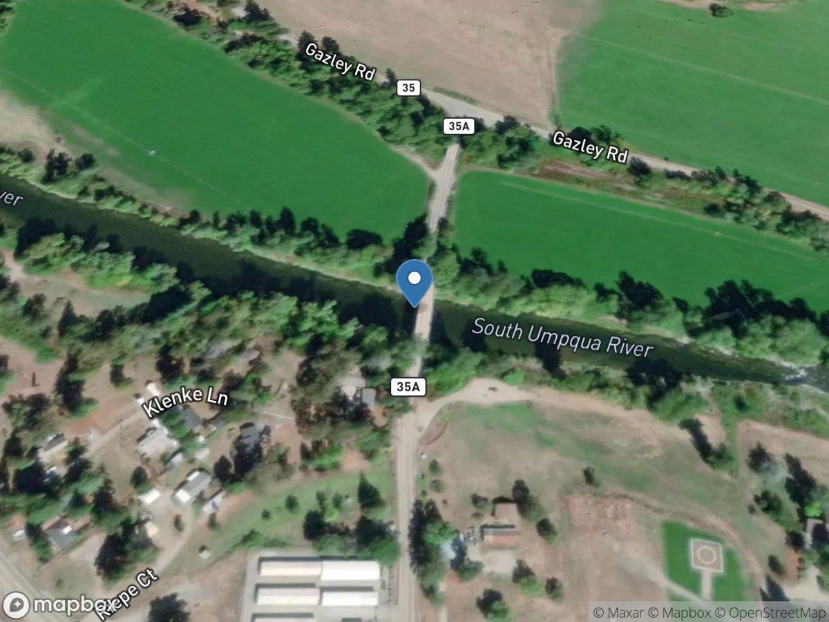 S Umpqua River at Canyonville, OR location