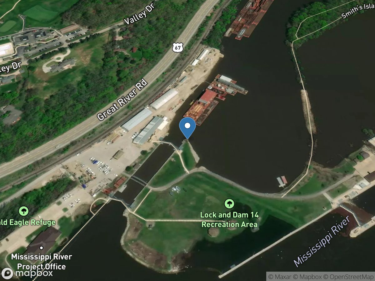 Miss River at Aux Lock 14 (us) at Pleasant Valley, IA location