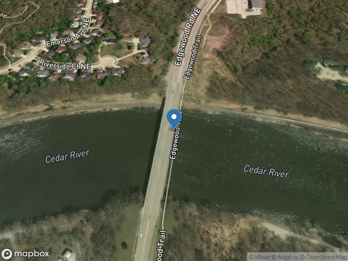 Cedar River at Edgewood Road at Cedar Rapids, IA location